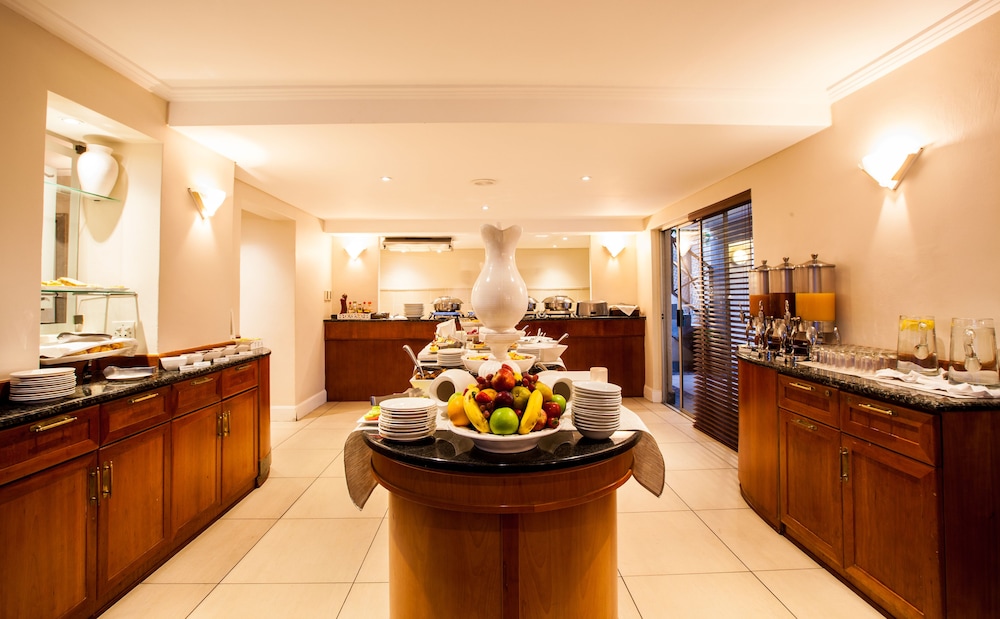 Courtyard Hotel Sandton 27/34