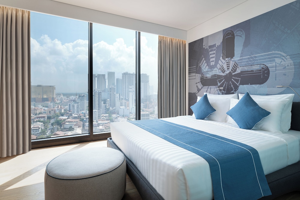 Executive, Suite, King Bed, Riverside