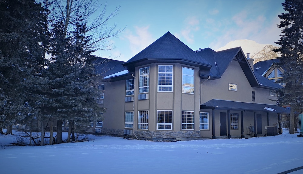 Mountain View Inn 2/62