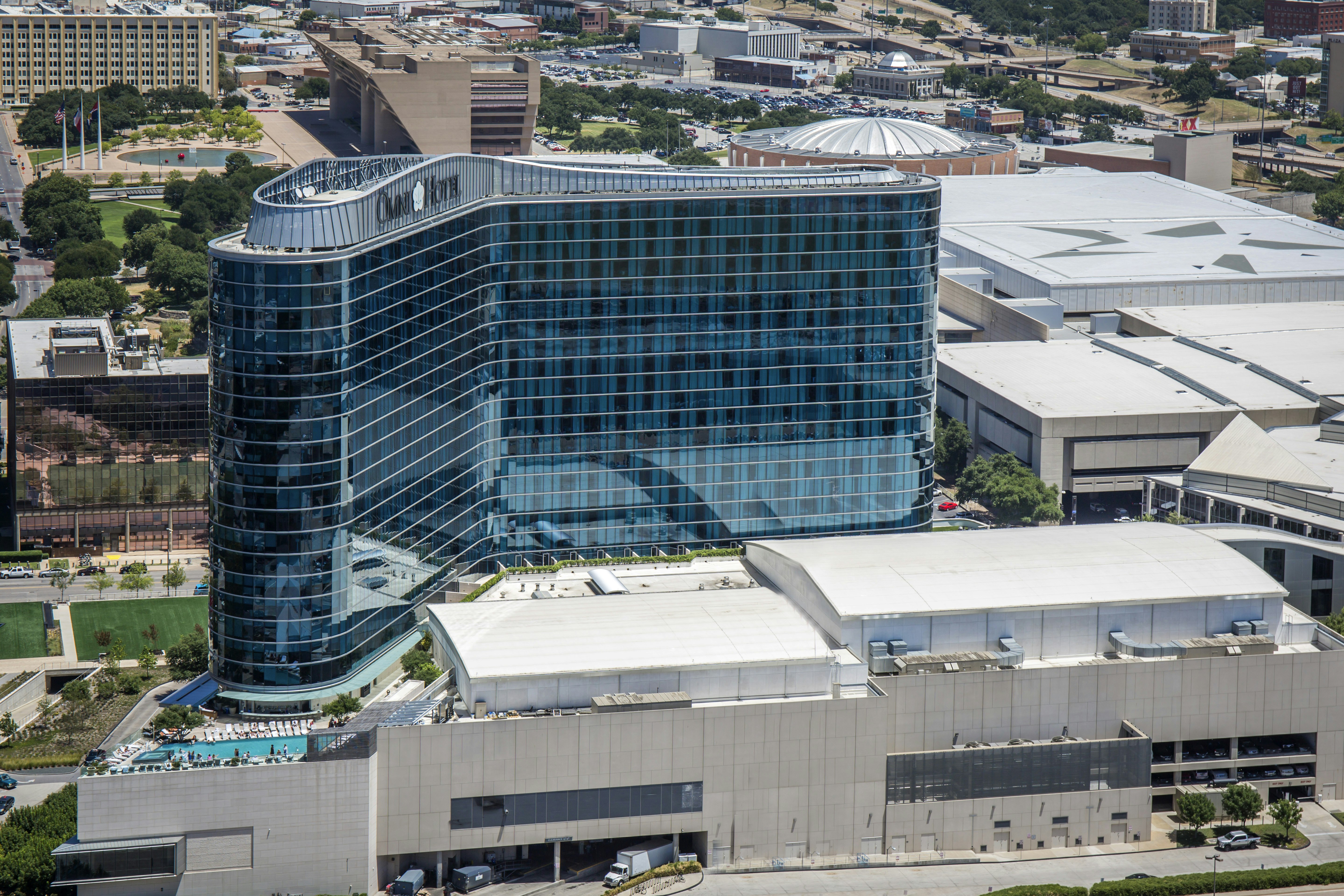 OMNI DALLAS HOTEL 5/92