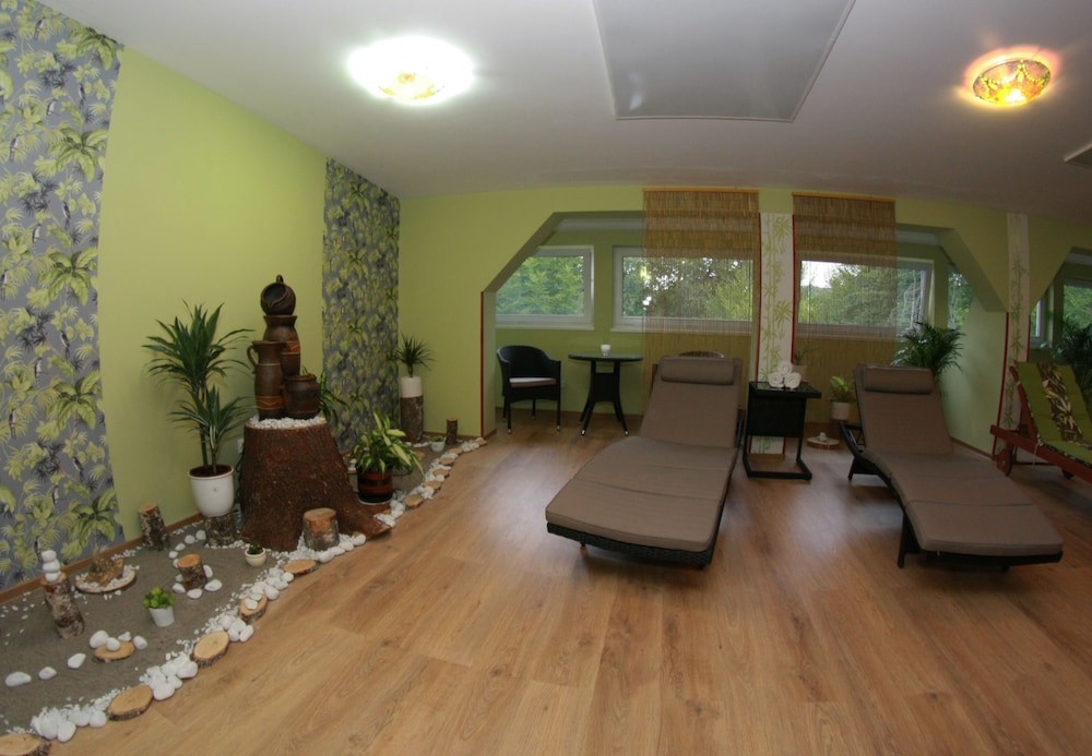 Monterai Resort 36/63