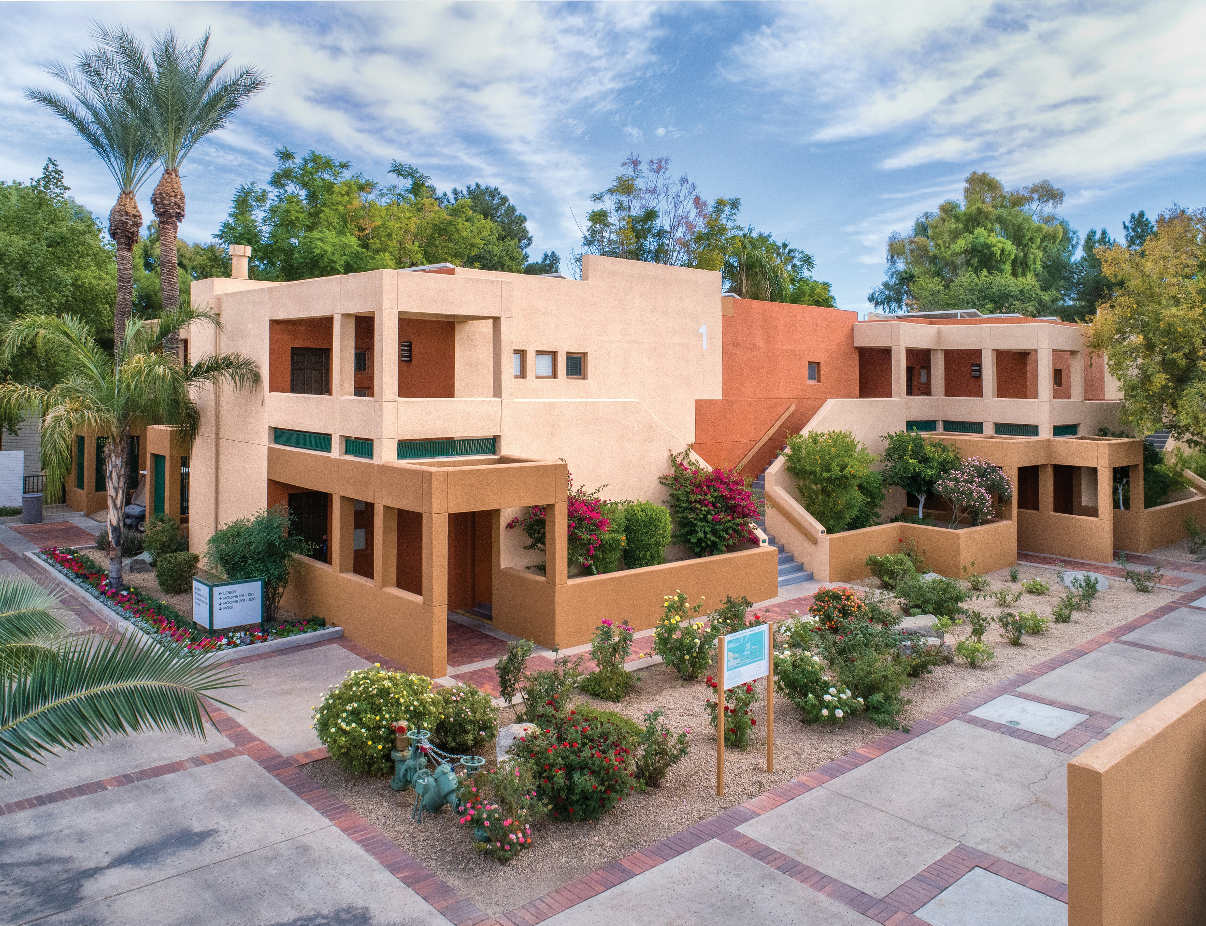 Orange Tree Resort 10/82