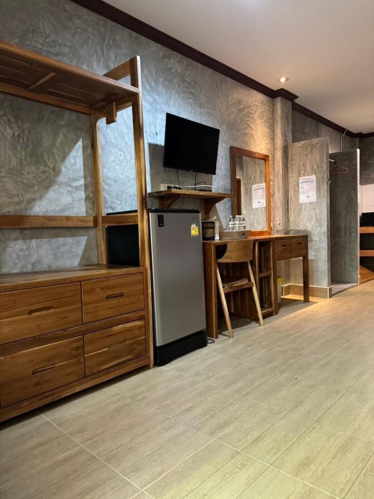 Araya Boutique Hotel 58/69