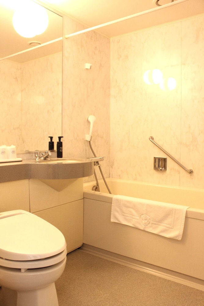 KKR Hotel Hakata 41/48