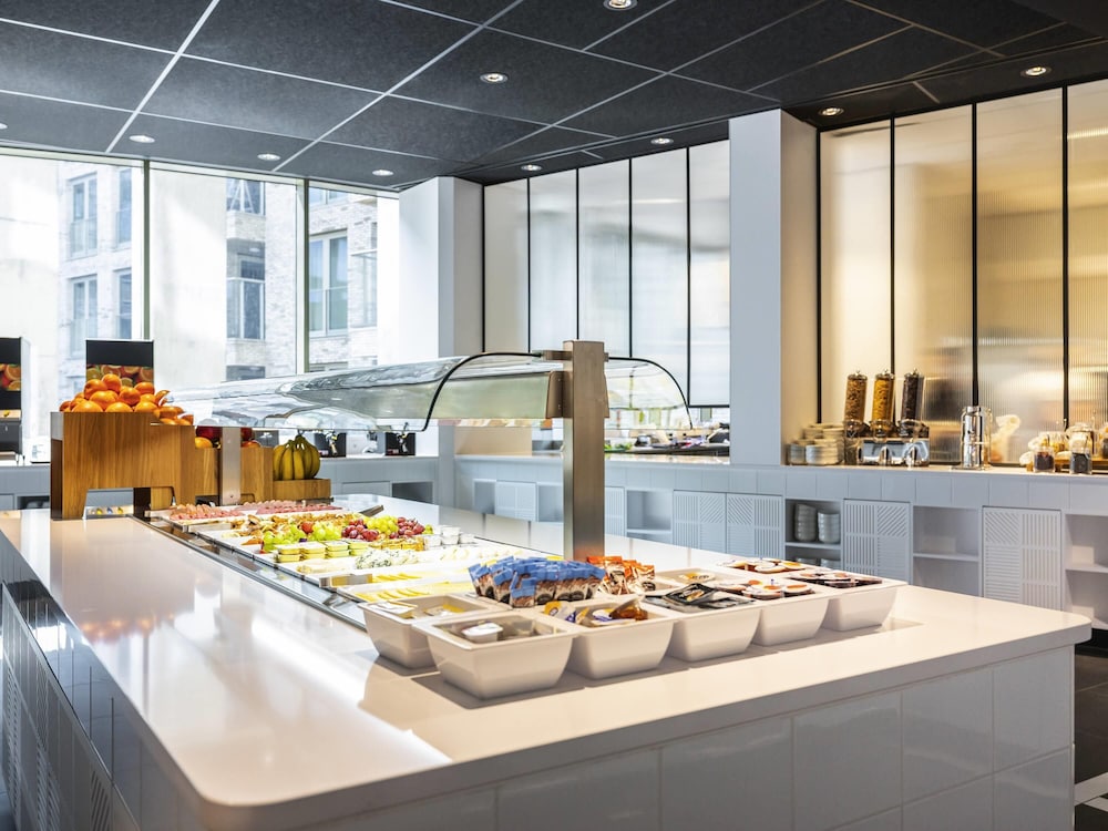 Mercure Amsterdam North Station 67/67