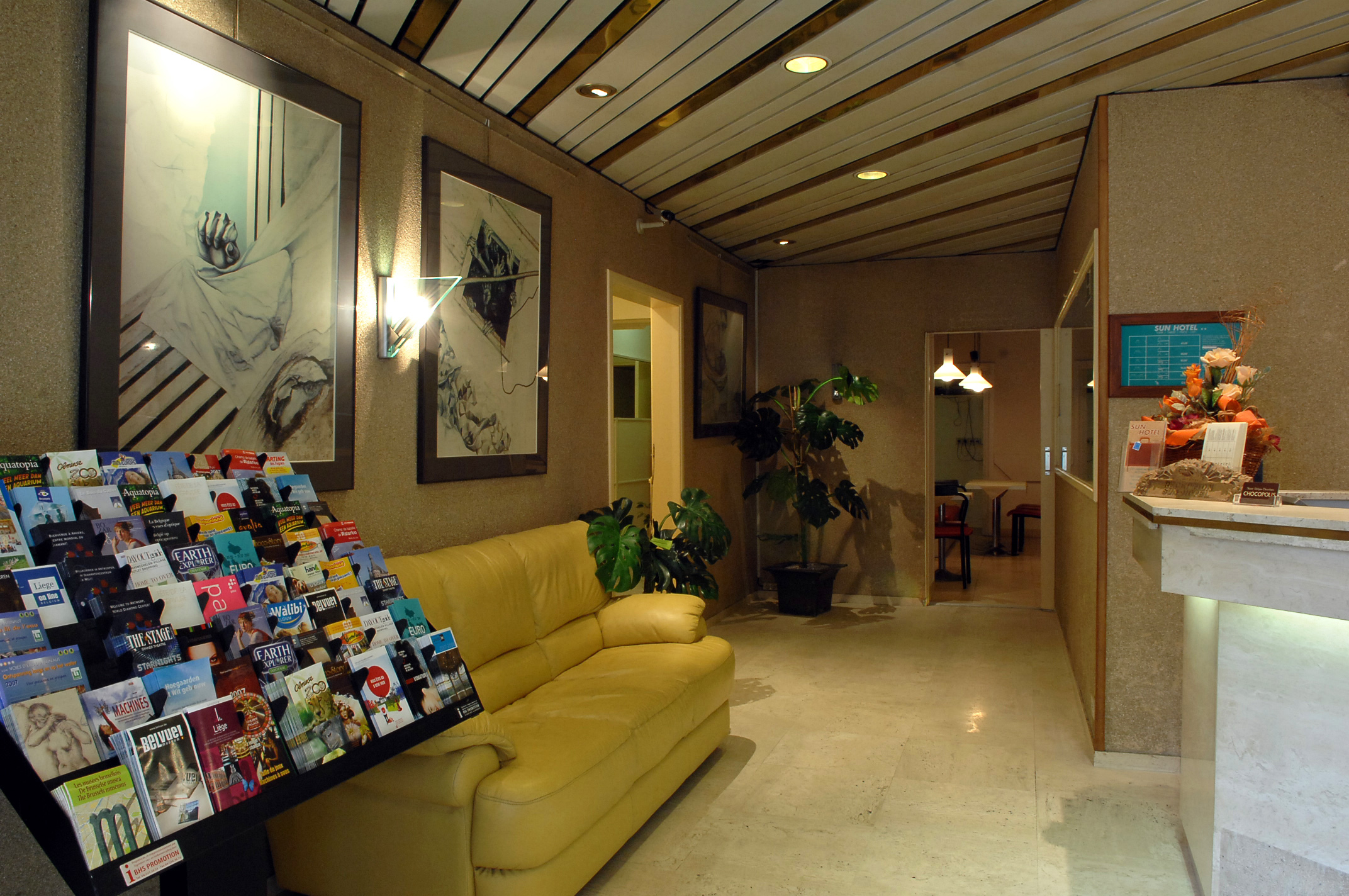 Sun Hotel 42/54