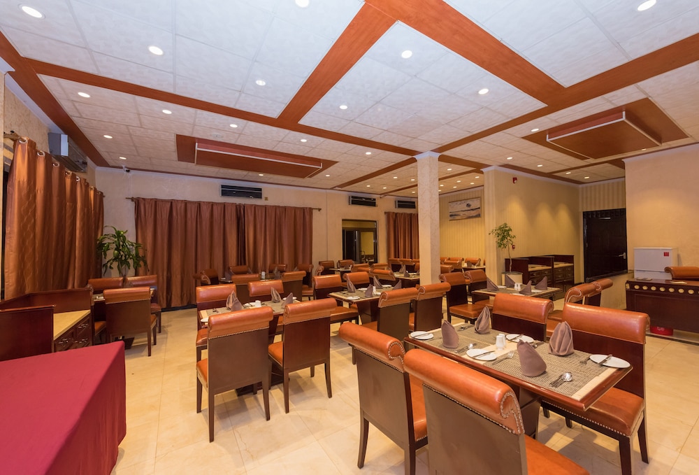 Simama Hotel 36/50