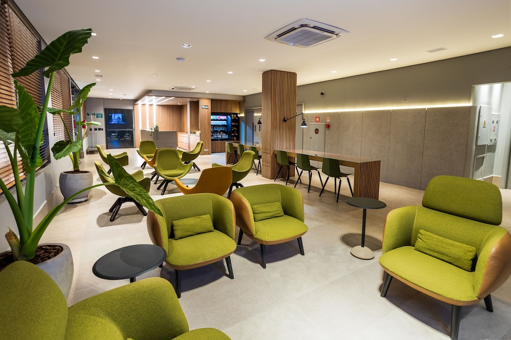 Max Plaza Hotel 30/51