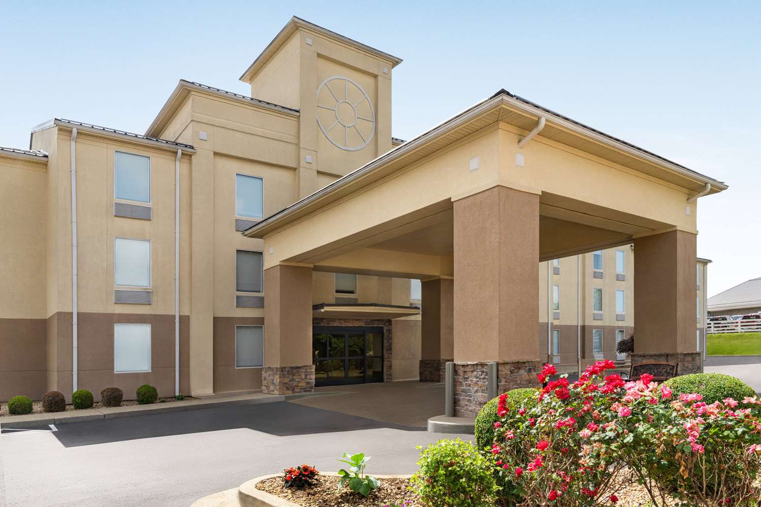 Baymont By Wyndham Georgetown 35/37