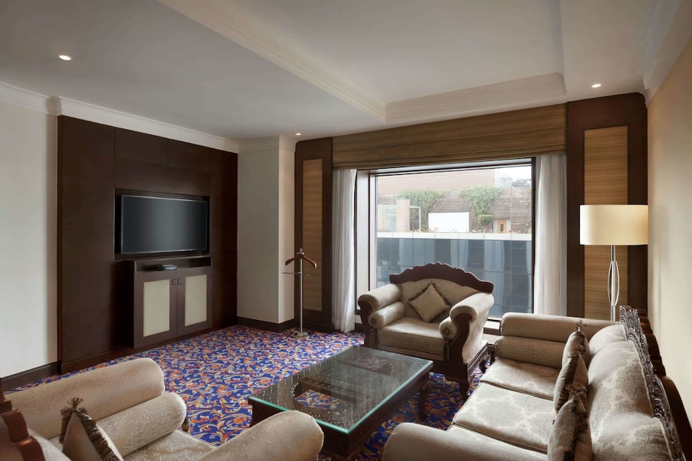Ramada Plaza by Wyndham Chennai 34/55