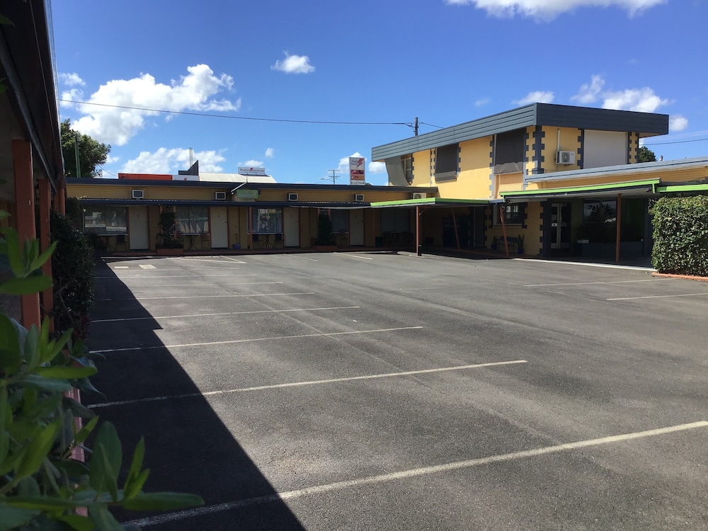 Arkana Motel Maryborough, SureStay Collection by BW 64/67