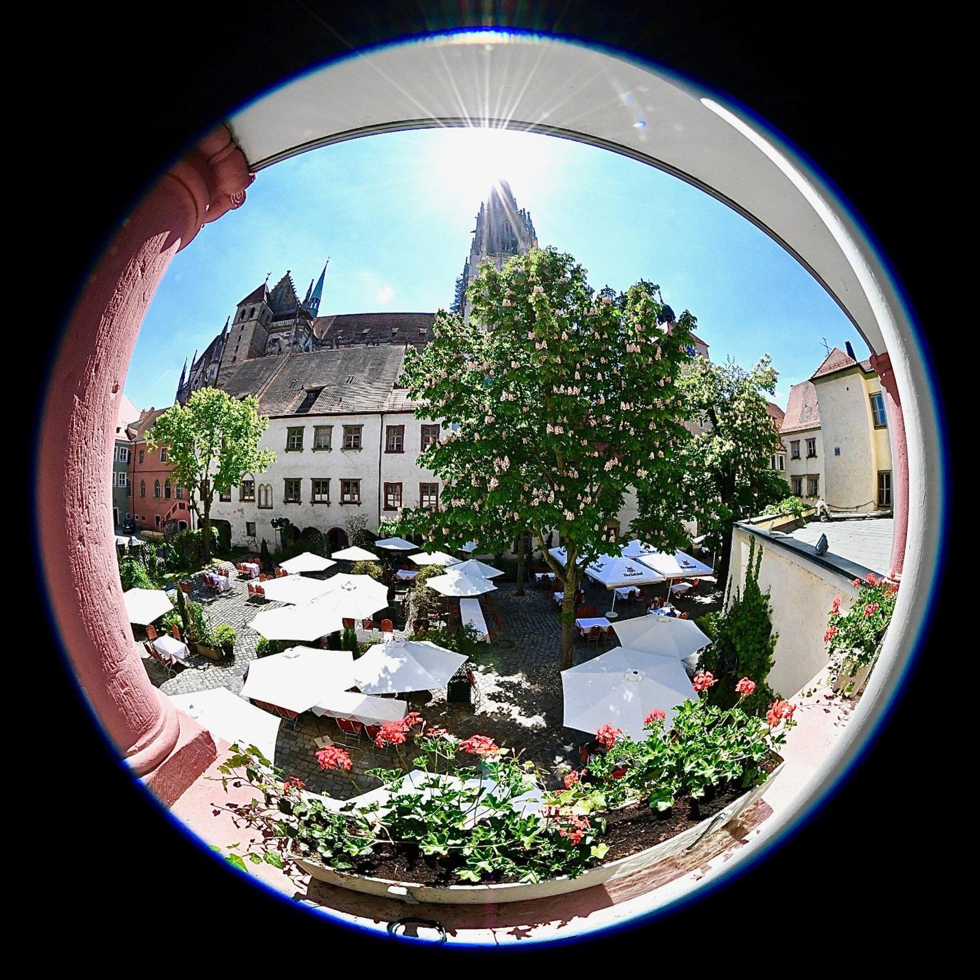 Hotel Bischofshof am Dom 52/58