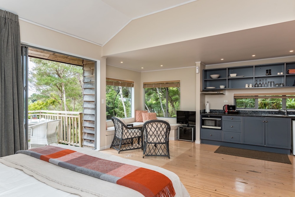 Bay of Islands Holiday Apartments 17/50