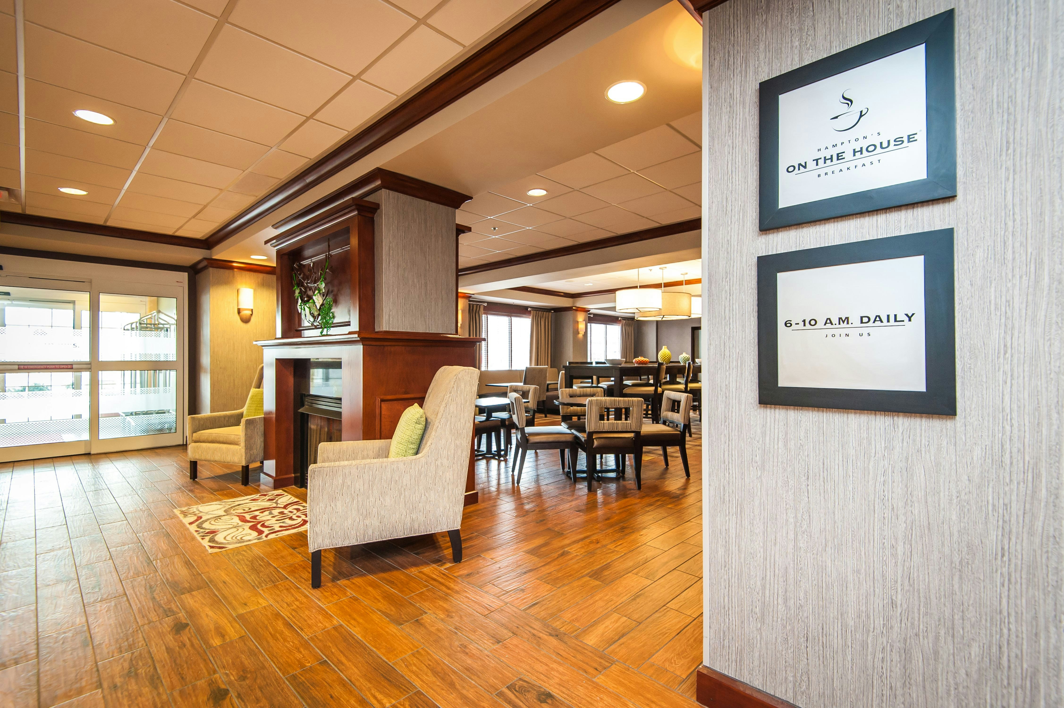 Hampton Inn South Kingstown-Newport Area 39/59