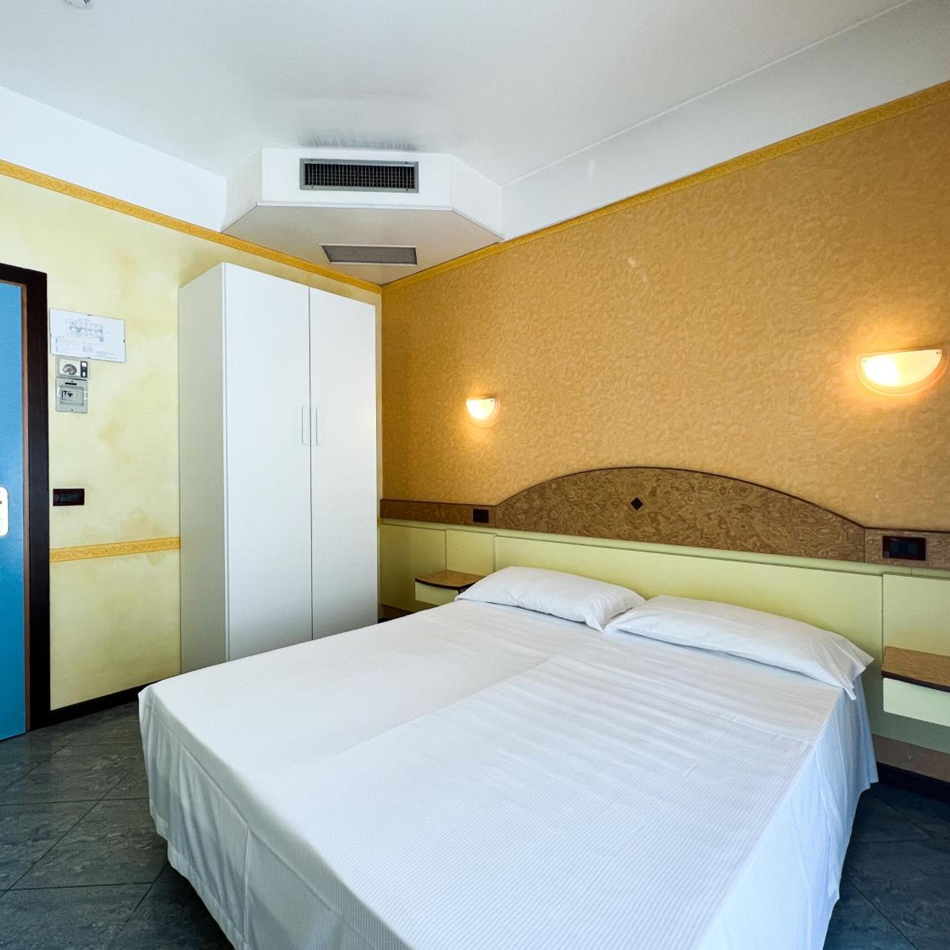 Hotel Soleblu 15/100