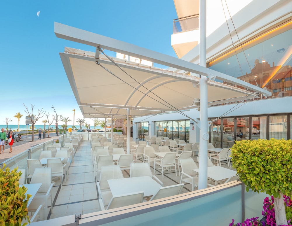 Rh Corona Del Mar Hotel 8/56