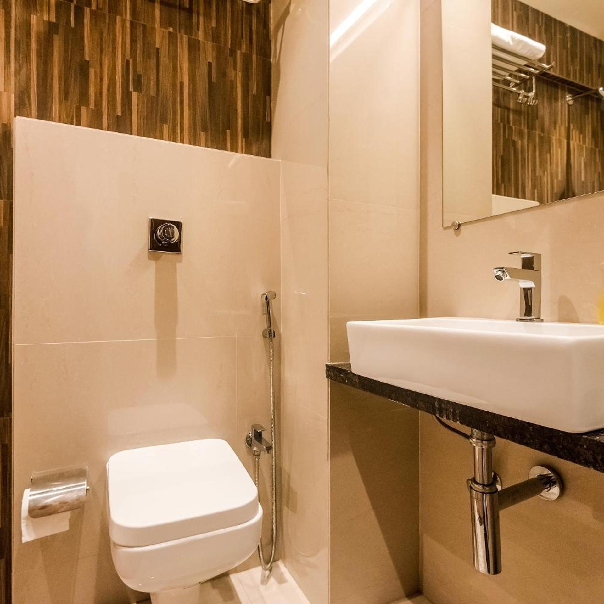 Oyo 8010 Hotel Konar Inn 14/15