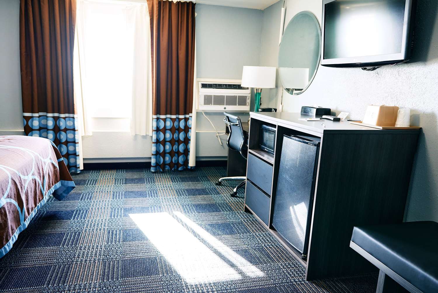 Super 8 by Wyndham Pueblo 34/42