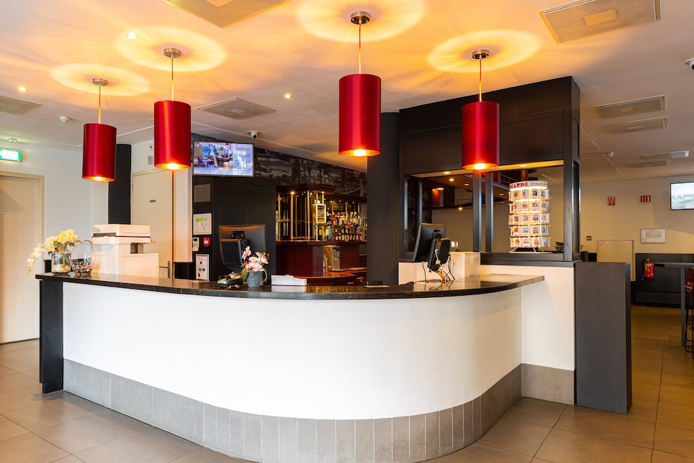 BASTION HOTEL ROTTERDAM ALEXANDER 8/40
