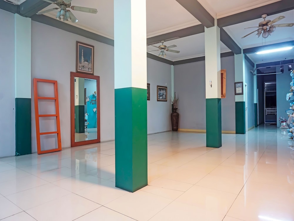 OYO 1319 Puspita Guesthouse 18/22