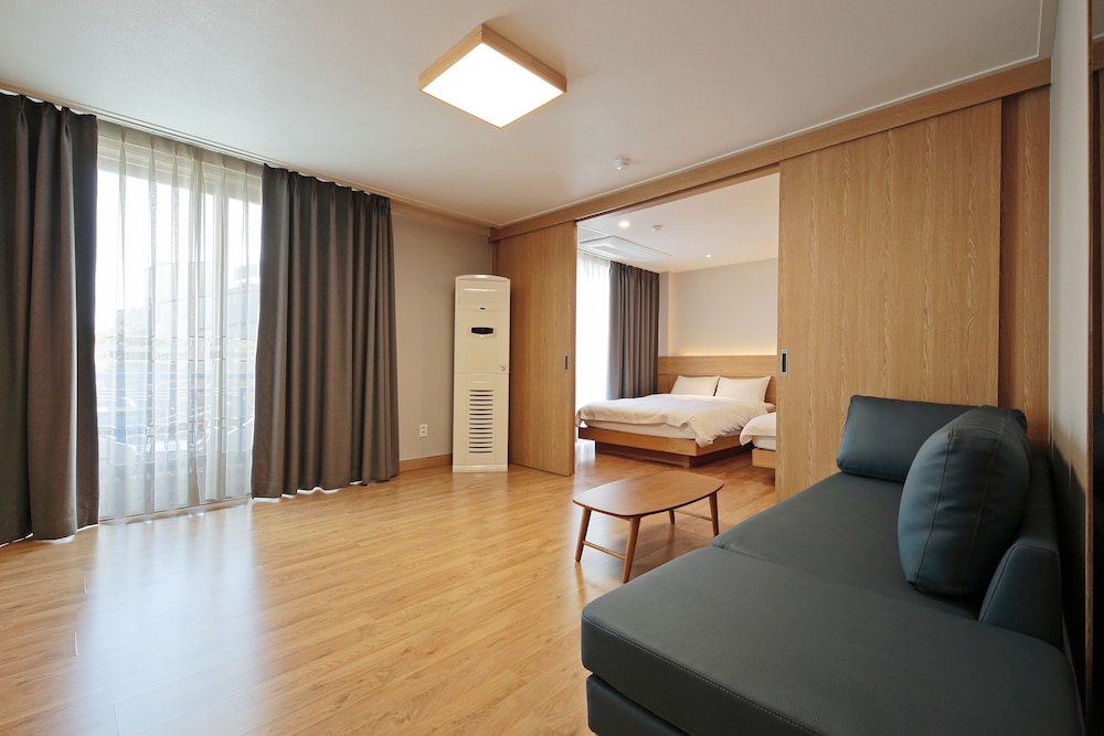 Benikea Swiss Rosen Hotel 36/71