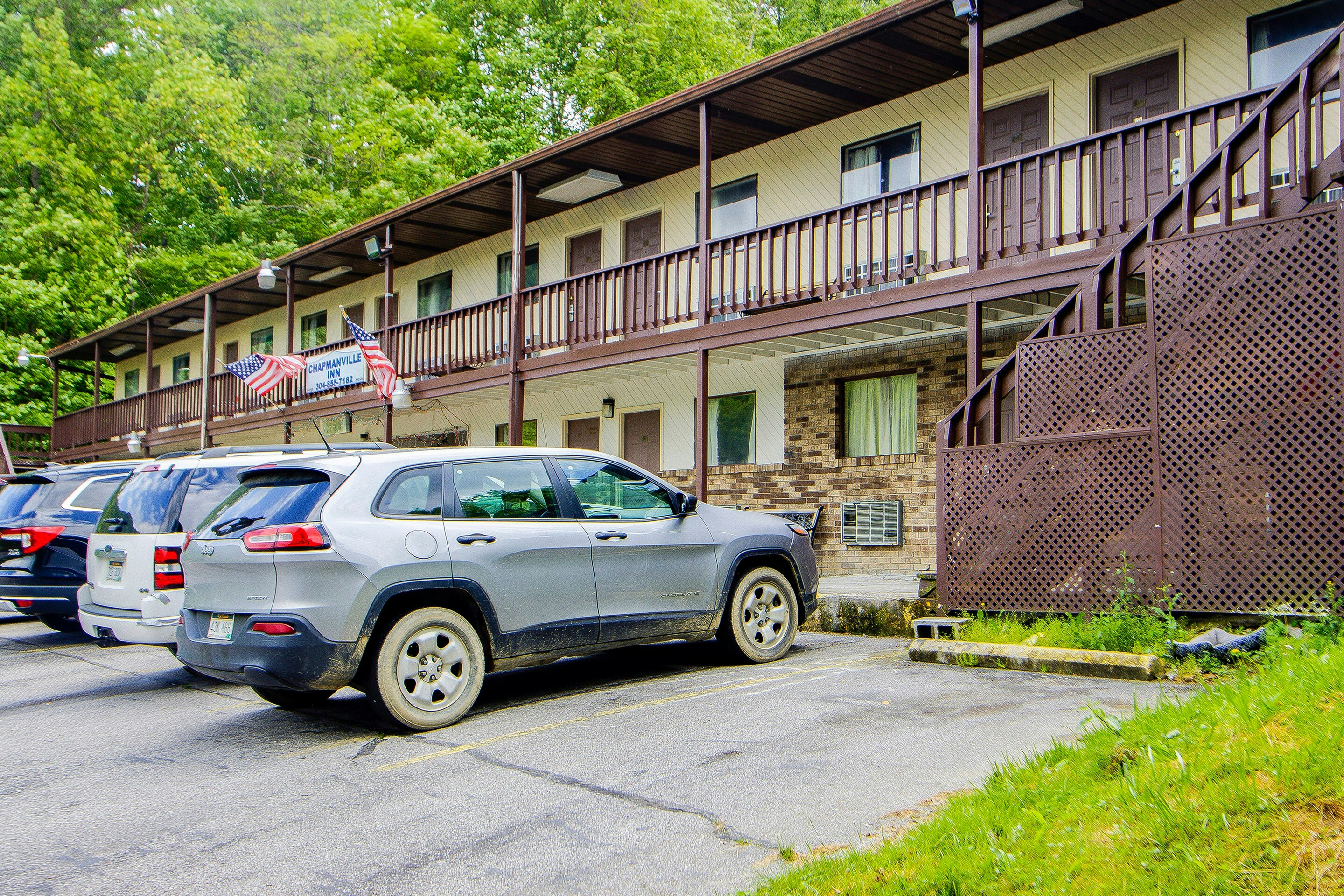 OYO Hotel Chapmanville Inn, WV - Hwy 119 12/15