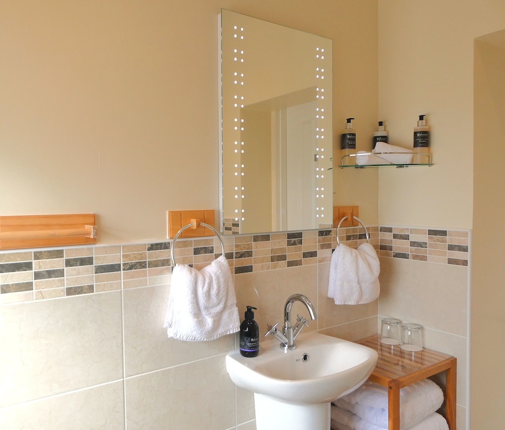 The Willows B&B 18/19