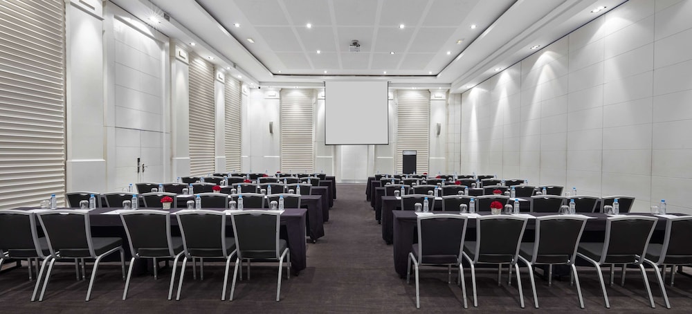 Hyatt Regency Casablanca 75/86
