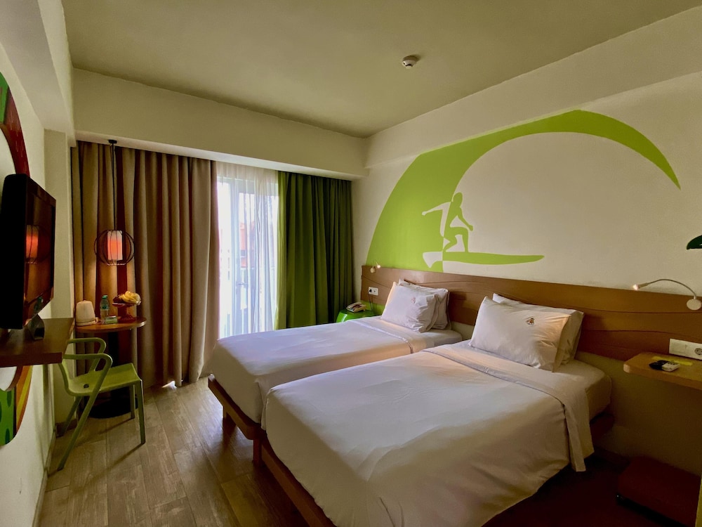 Maxone Hotel Bukit Jimbaran 6/37