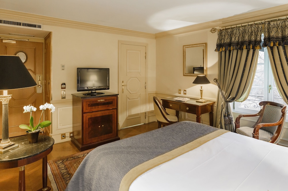 Hotel Luxembourg Parc 6/33