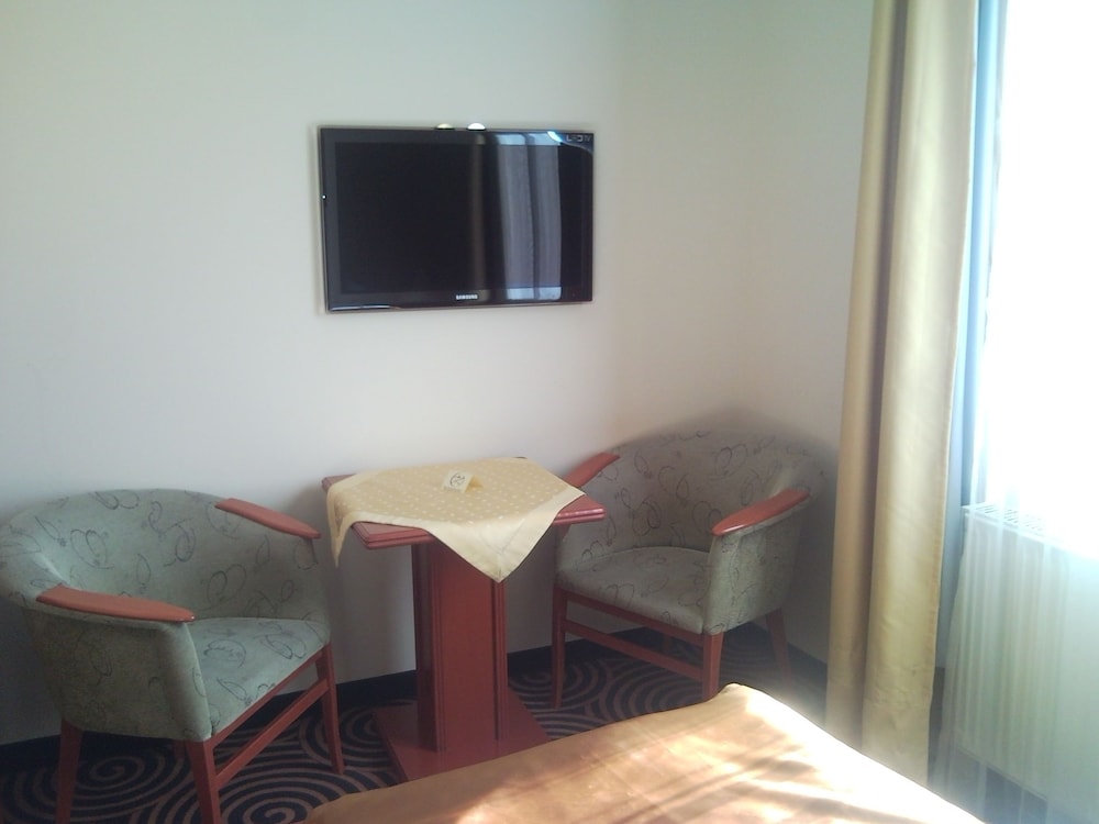 Hotel Millennium 30/50