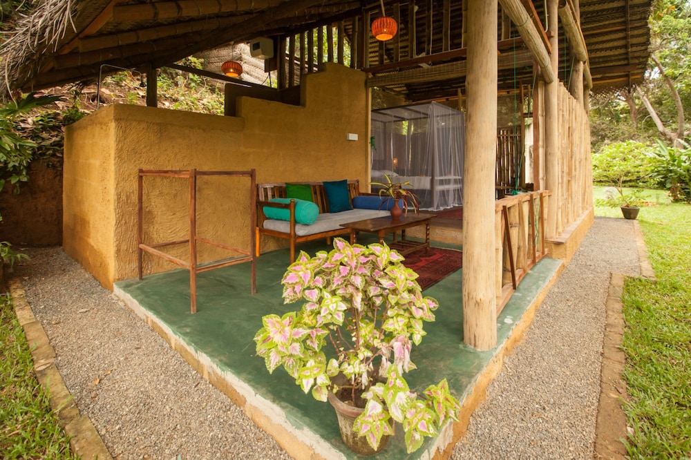 Talalla Retreat 3/64