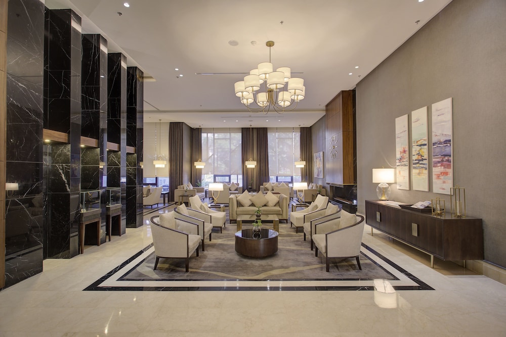 The House Boutique Suites 43/68
