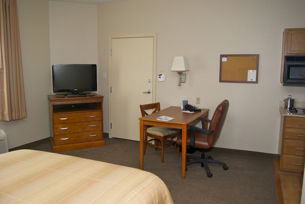 Candlewood Suites Elkhart 24/26
