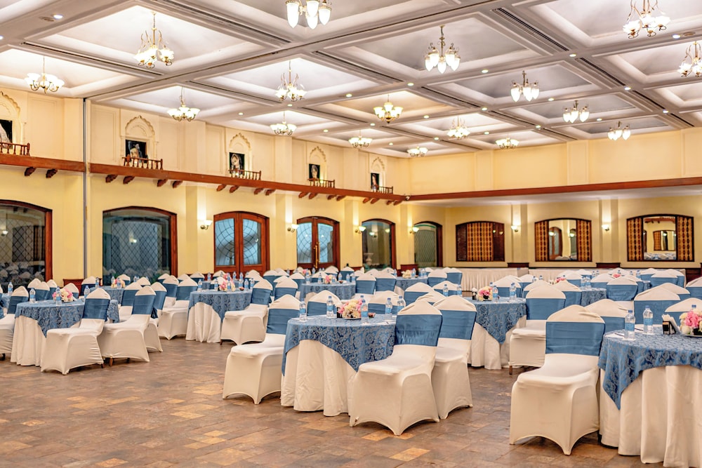 Noor Us Sabah Palace 35/45
