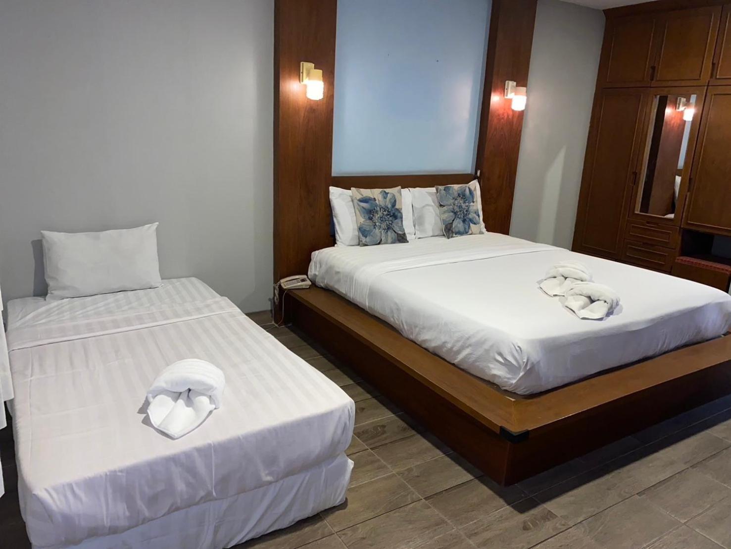 غرفة سوبيريور ثلاثية، Green Beach Pattaya 4/10