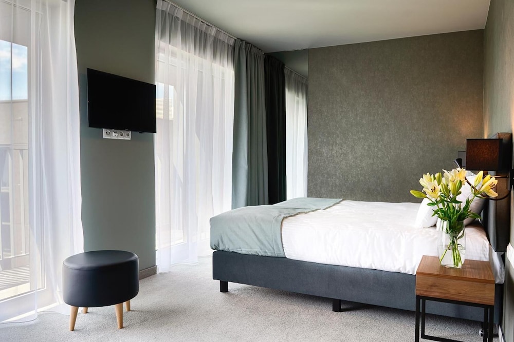 Hotel Focus Poznan 24/70