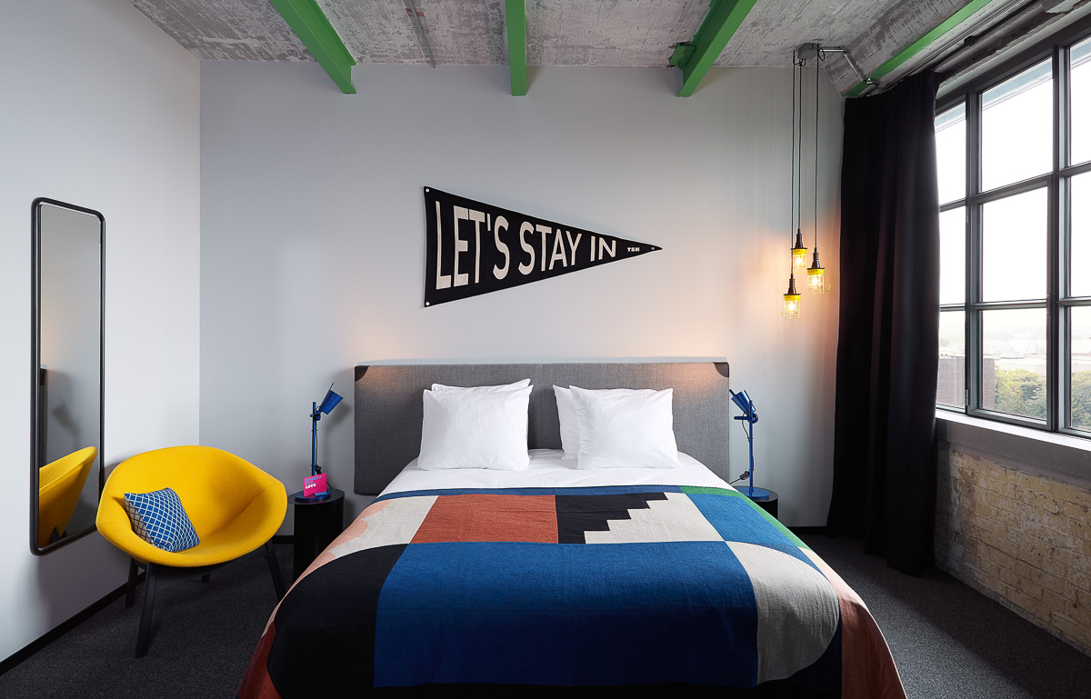Deluxe, Double Bed