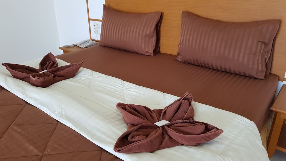 Bt Grand Condotel 18/64