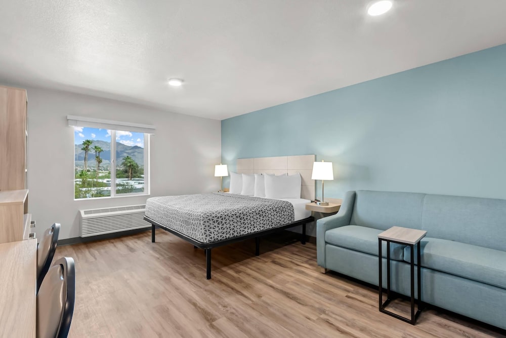 WoodSpring Suites Tucson Medical Center 20/40