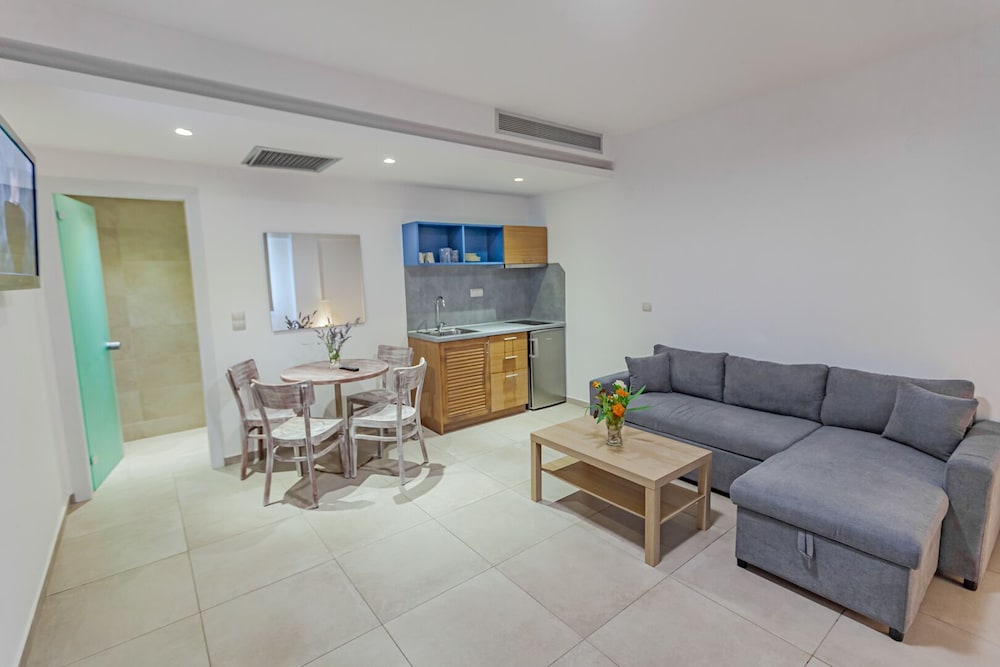 Elani Bay Resort 19/50