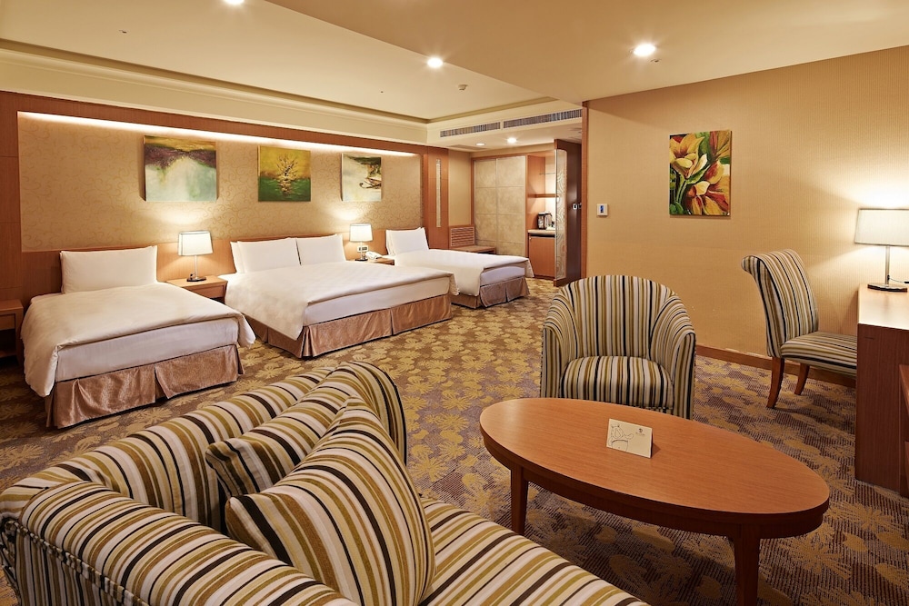 Eda Skylark Hotel 33/59