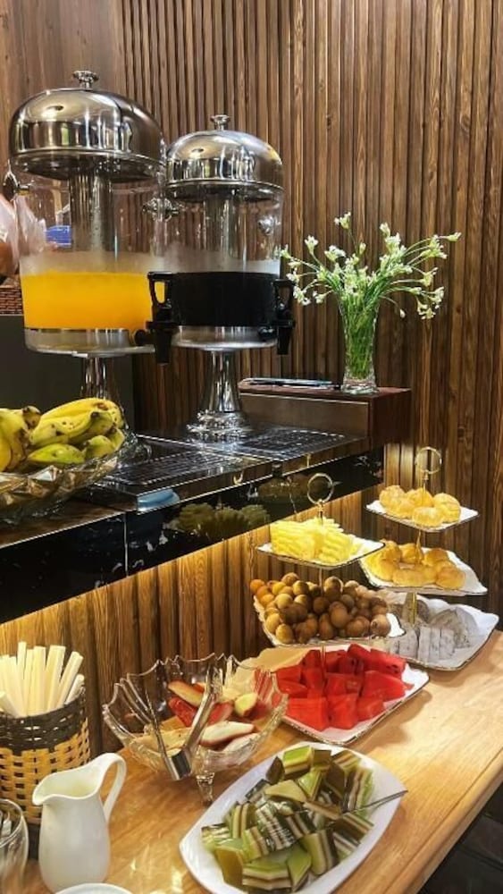 City View Hotel (ex.Hoang Lien Hotel) 24/49