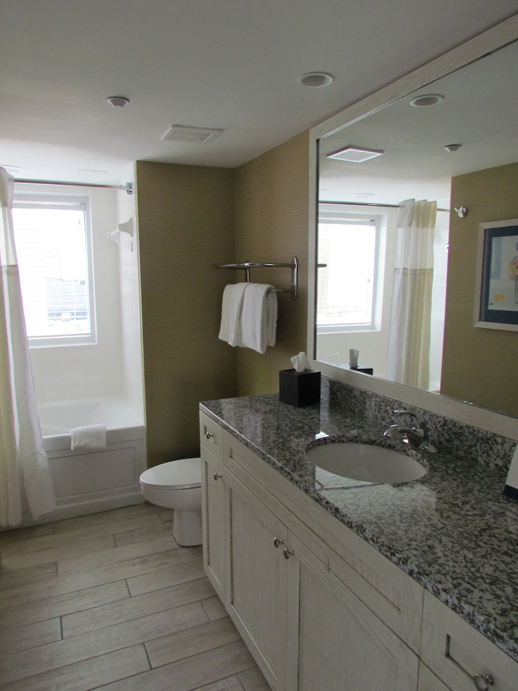 Boardwalk Resort And Villas 27/57