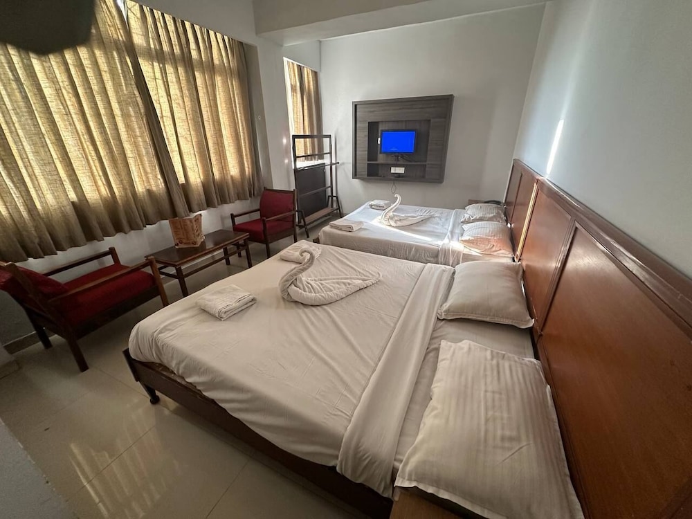 Hotel Preethi Palace 9/34