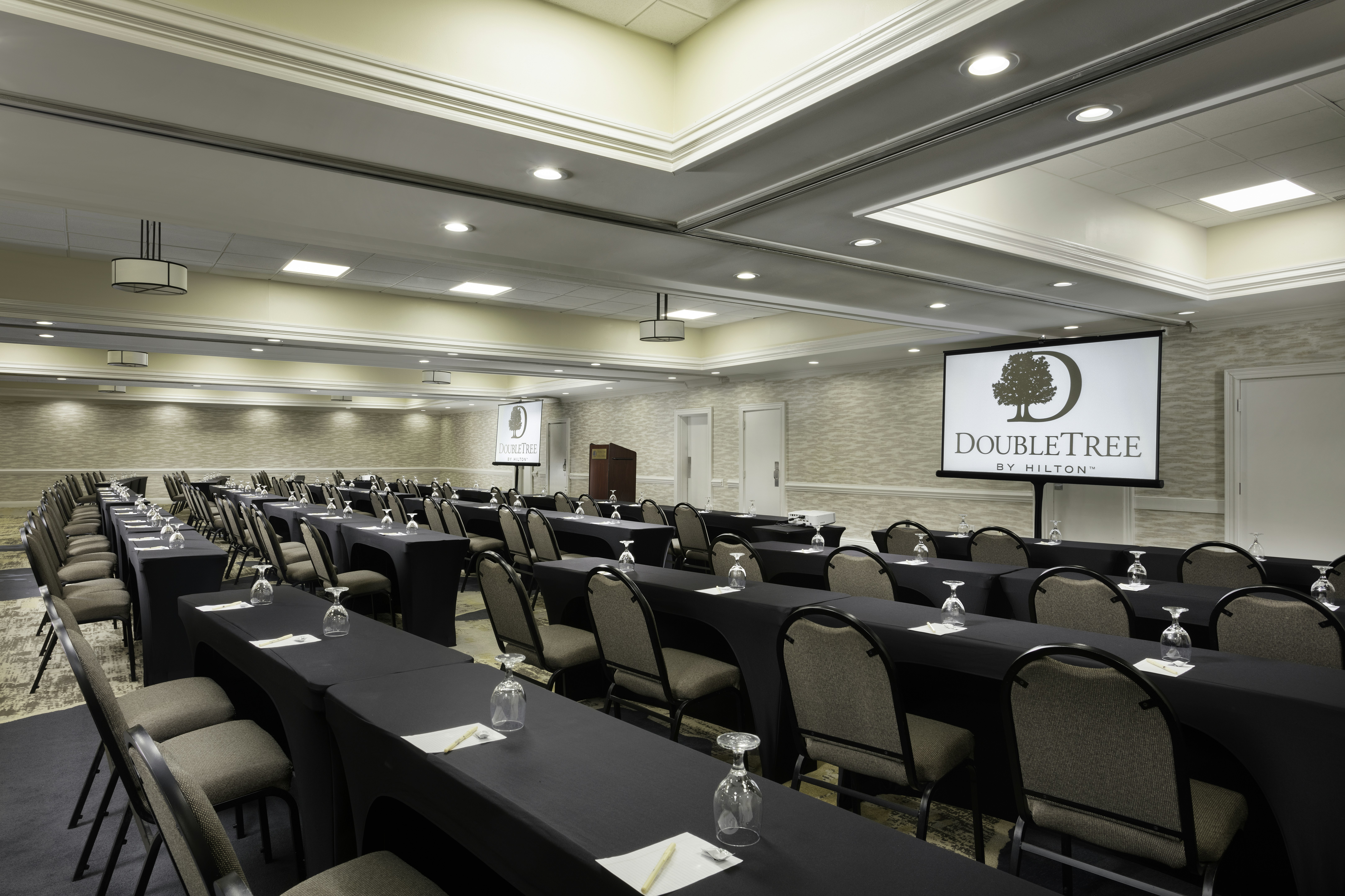 DoubleTree by Hilton Columbia South Carolina 36/43