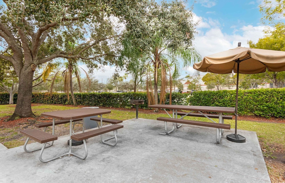 Extended Stay America - Fort Lauderdale - Davie 57/61