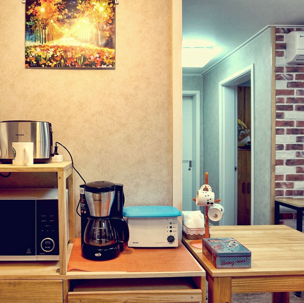 Br. Guesthouse Hongdae 37/41
