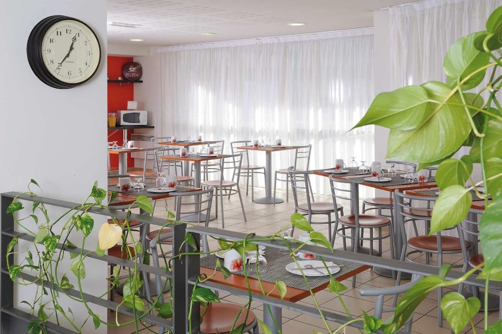 Sejours Et Affaires Ivry Sur Seine 28/37