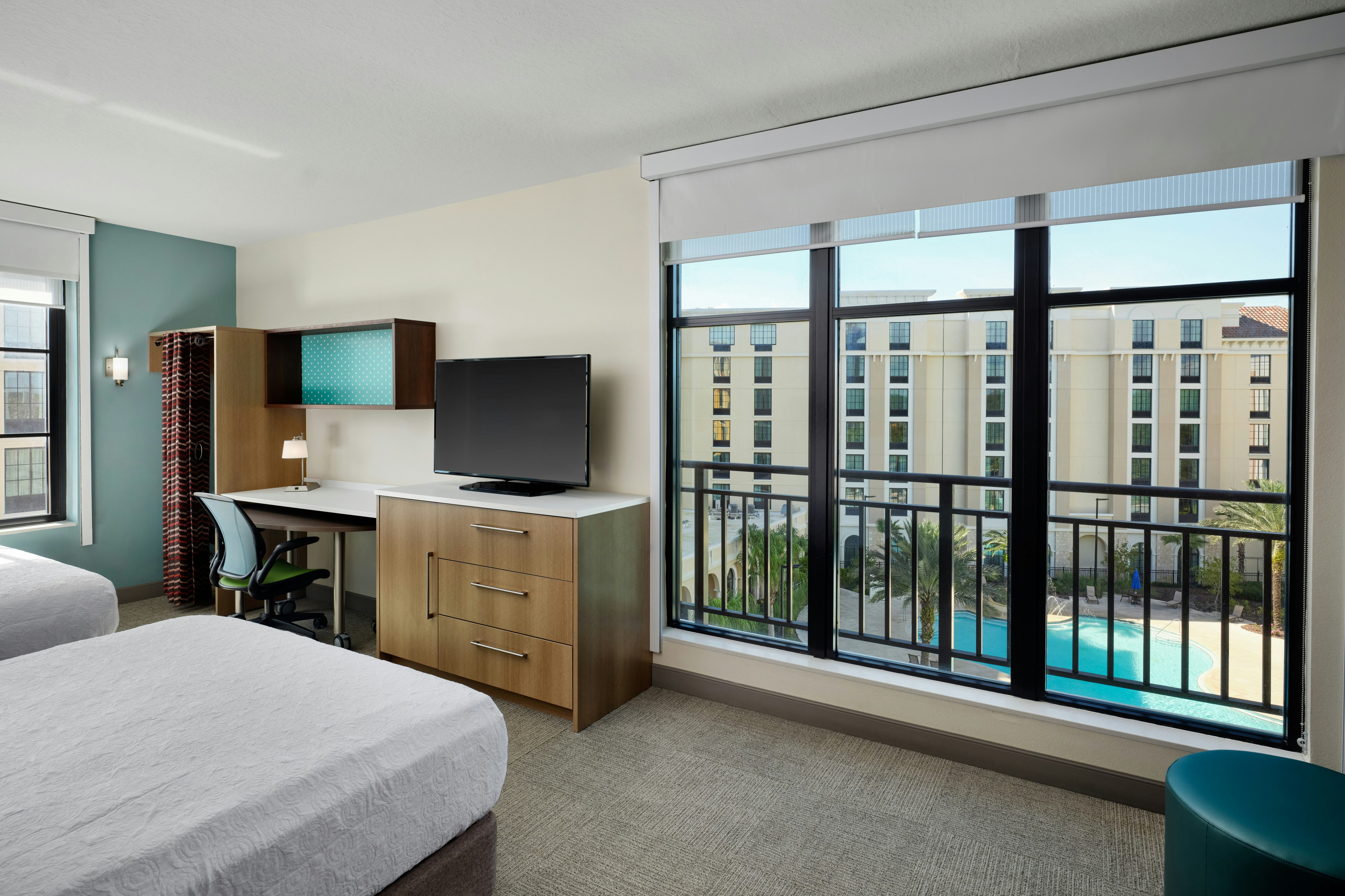 Home2 Suites by Hilton Orlando at Flamingo Crossings Town Center 20/48